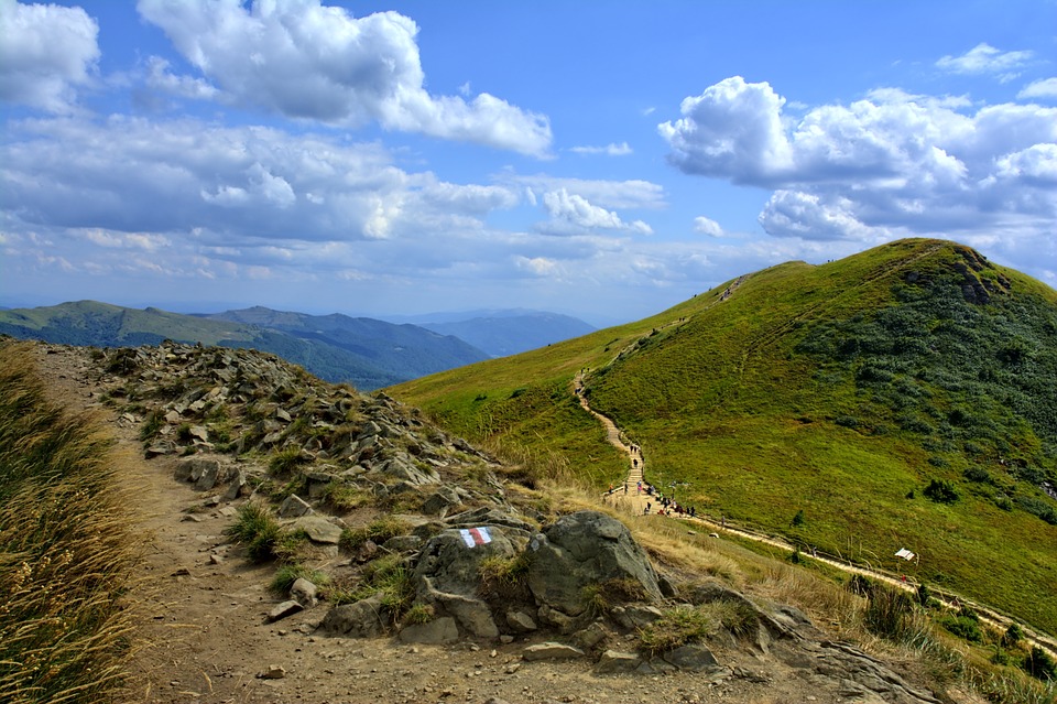 bieszczady 1002475 960 720 - Dlaczego warto spędzić Wielkanoc w górach?