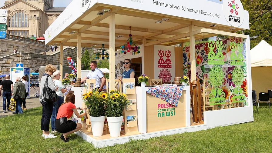 Piknik nad Odrą 2019 w Szczecinie piknik wystawcy - Piknik nad Odrą 2019 w Szczecinie