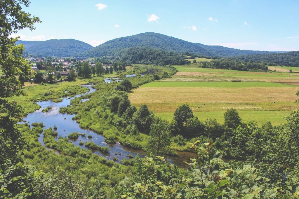 bieszczady 2986909 1280 1024x682 - Atrakcje - Solina i okolice. Co warto zobaczyć w Solinie?