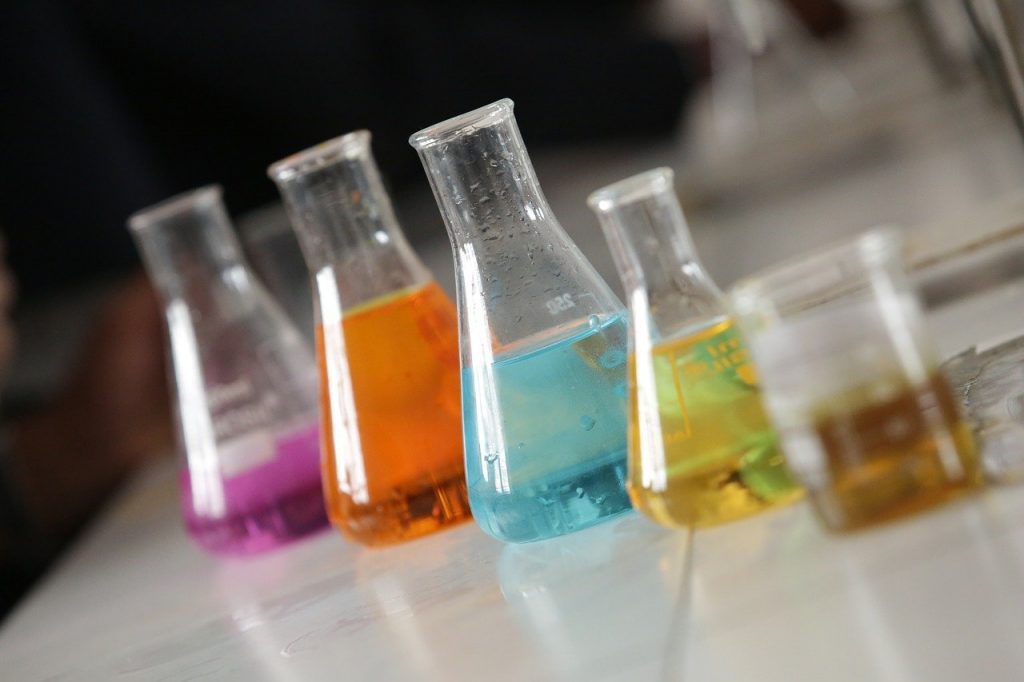 Co można zobaczyć w Centrum Nauki Kopernik w Warszawie? chemistry 3533039 1280 1024x682 - Co można zobaczyć w Centrum Nauki Kopernik w Warszawie?