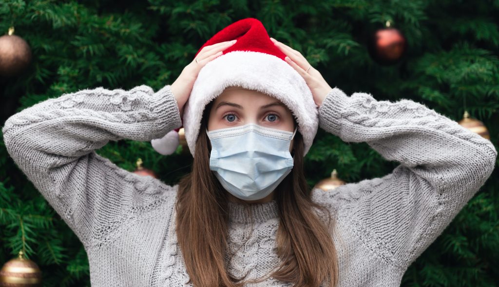 Obostrzenia od 15 grudnia - jak spędzimy święta i sylwester 2021? volodymyr hryshchenko c gZIBMYrPs unsplash 1024x589 - Obostrzenia od 15 grudnia - jak spędzimy święta i sylwester 2021?